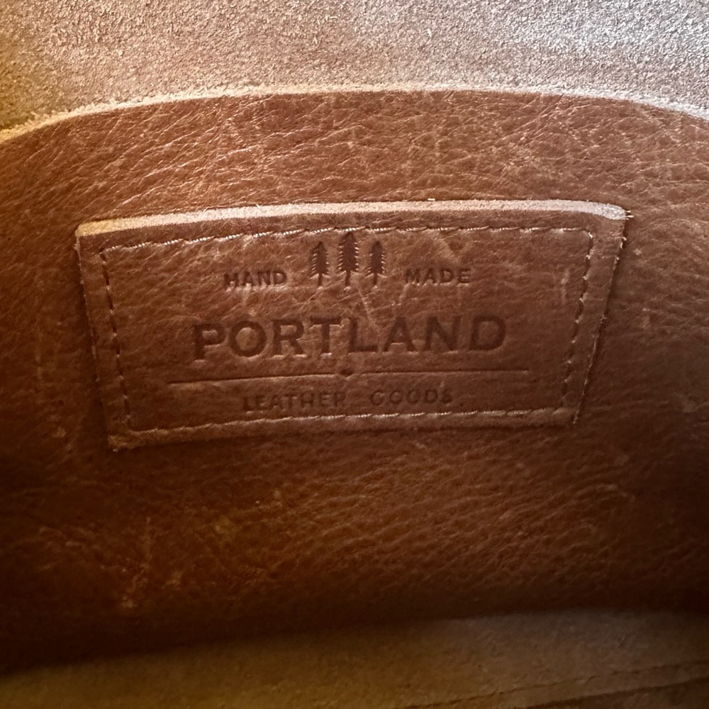 Portland Leather Triangle Shoulder Bag - Picture 10 of 10